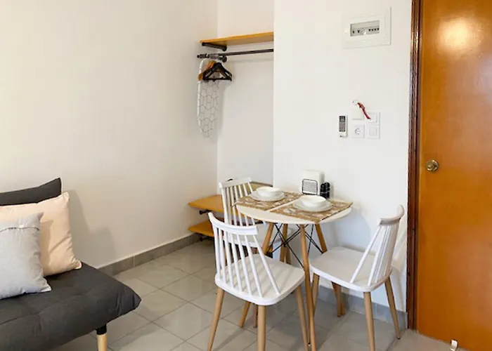 Malamo Studios, لامبي